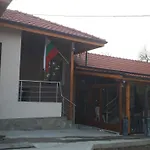 招待所 квартири централ Dolna Mitropoliya