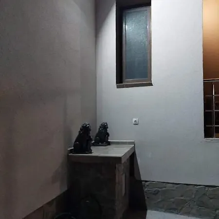 Maison d'hôtes квартири централ Dolna Mitropoliya